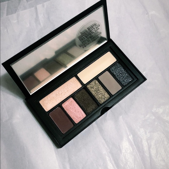 Smashbox Eyeshadow - Picture 2 of 4